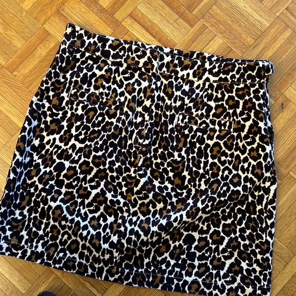 NWOT J. Crew brown leopard print buckle corduroy mini skirt - Picture 9 of 10